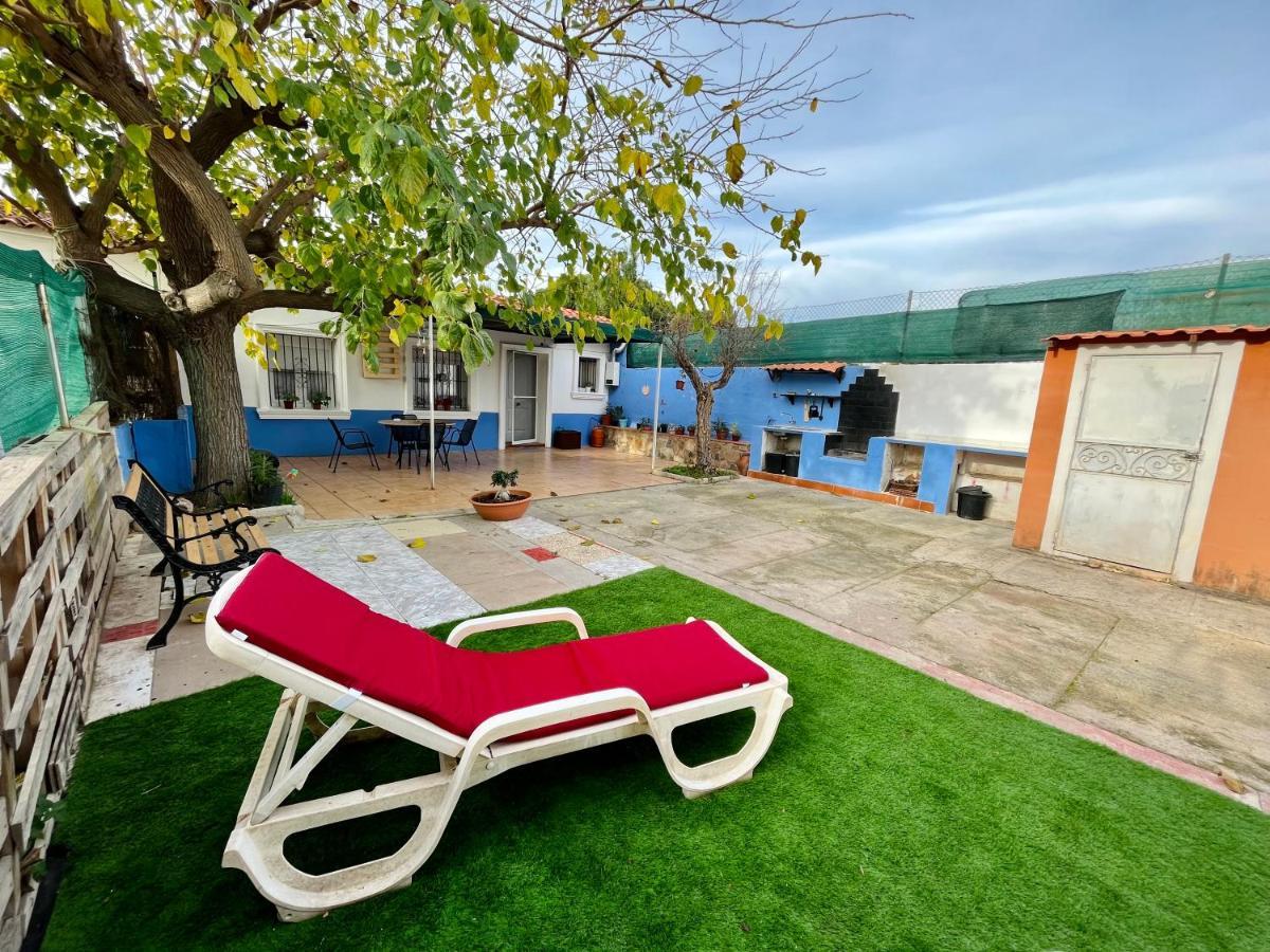 Estudio Adosado Acogedor Con Jardin, Barbacoa Y Parking Privado Alicante Luaran gambar