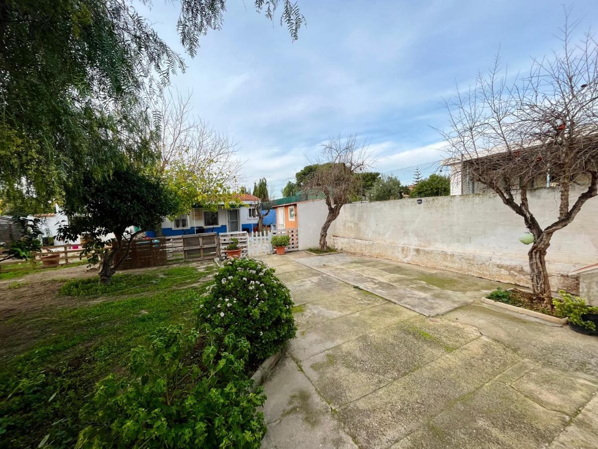 Estudio Adosado Acogedor Con Jardin, Barbacoa Y Parking Privado Alicante Luaran gambar